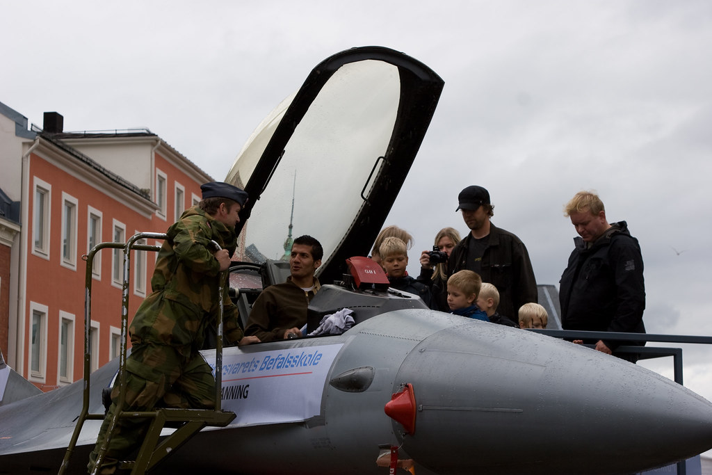 F-16 på torvet i Kristiansand