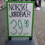 Jordbærene er dyre i år.