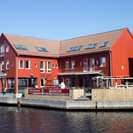 Bølgen & Moi sett fra fiskebrygga i Kristiansand