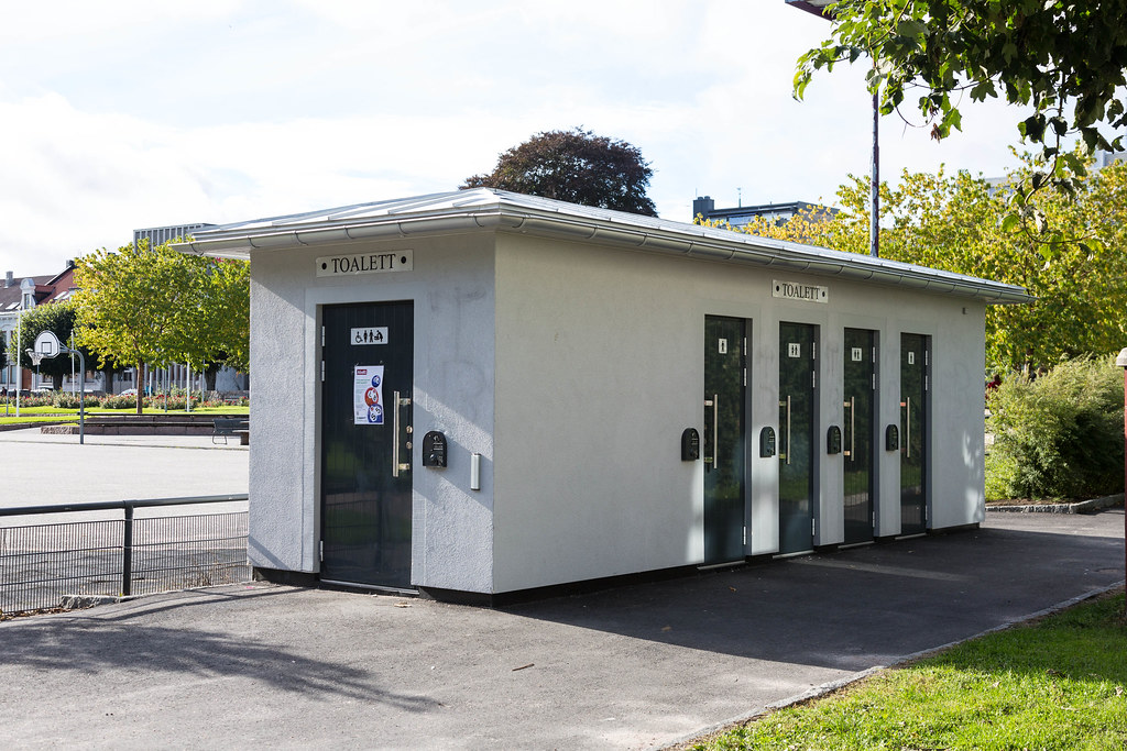Toaletter i Tresse
